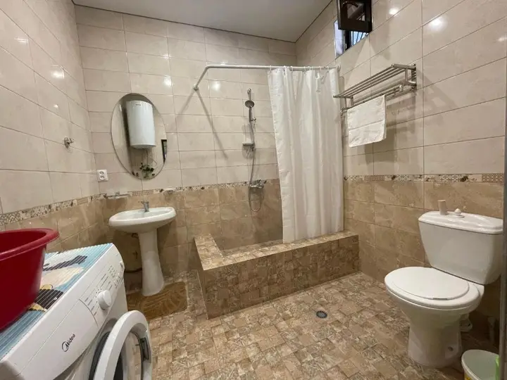 Гагра: Apartment on Ardzinba 235