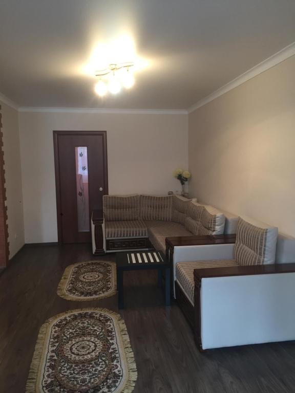 Гагра: Apartment on Abazga 47/2