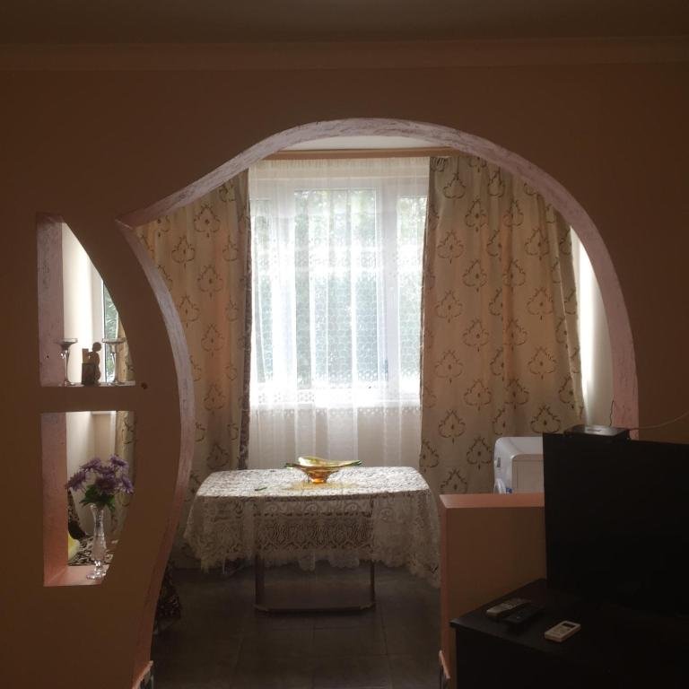 Гагра: Apartment on Abazga 47/2