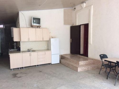 Алахадзи: Guest house Raduga
