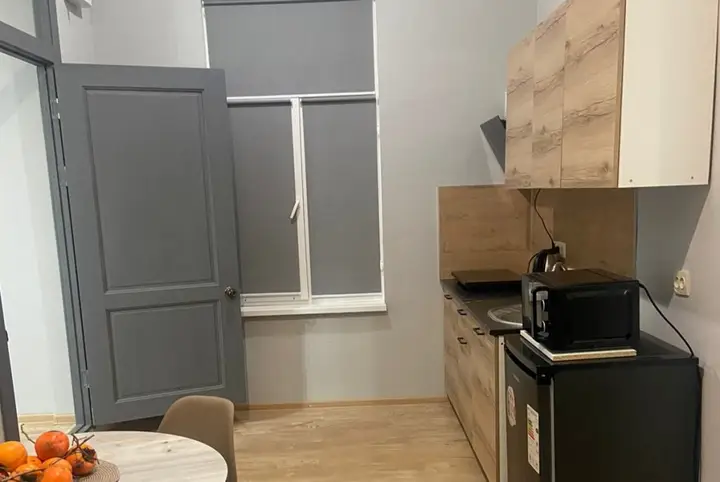 Сухум: Aparty na Aiaaira, 25