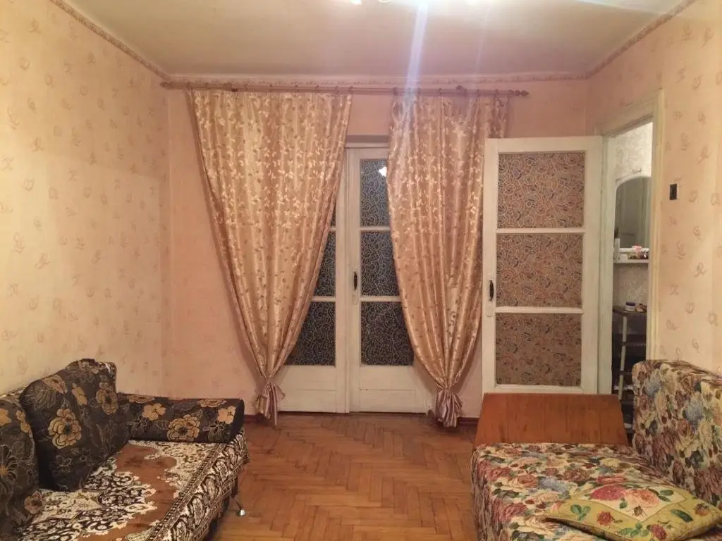Гагра: Gagra ulitsa Abazgaa d 35/6 kv 16