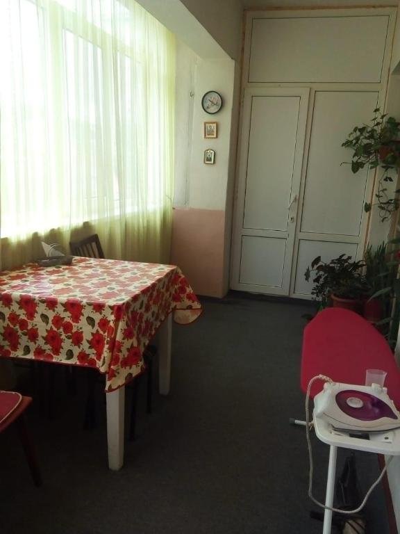 Гагра: Gagra ulitsa Abazgaa d 35/6 kv 16