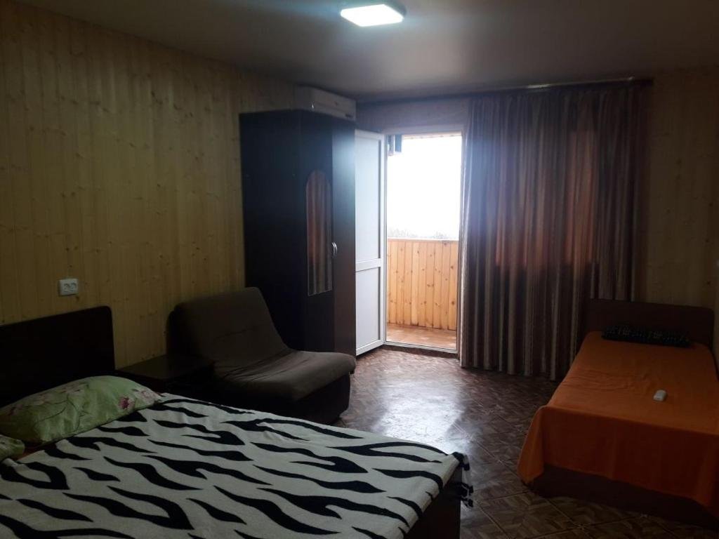 Цкуара: Guest house on Gagarina 10