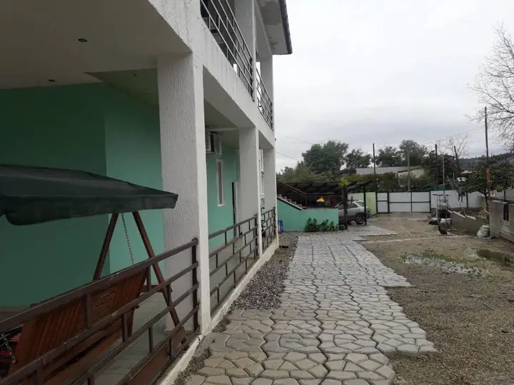 Цкуара: Guest house on Gagarina 10
