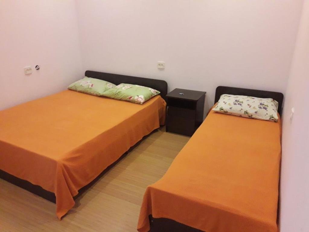 Цкуара: Guest house on Gagarina 10
