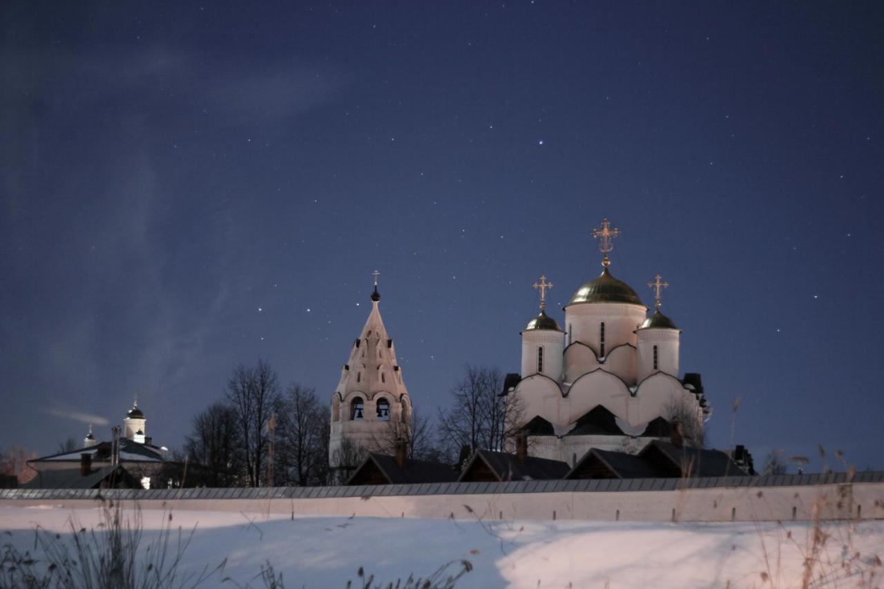 Суздаль: Russkaya Izba s baney
