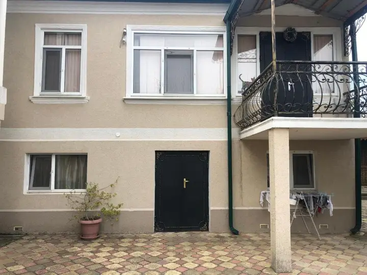 Сухум: Guesthouse on Nazadze Street 71