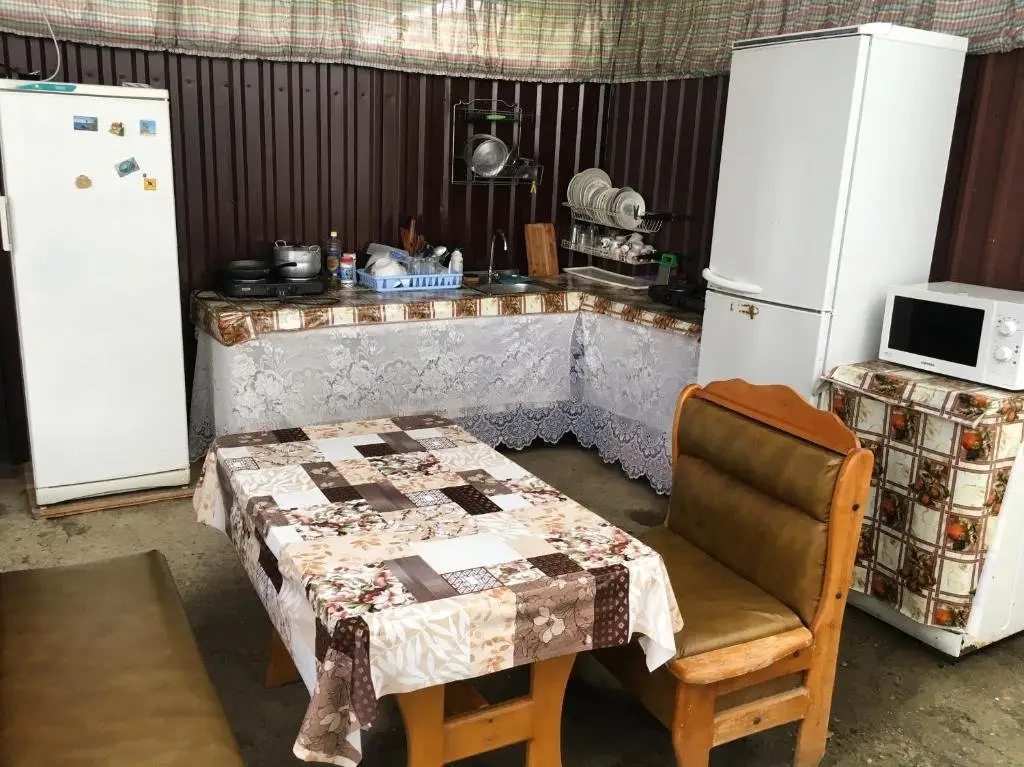 Пицунда: Guest House on Apsny 24a
