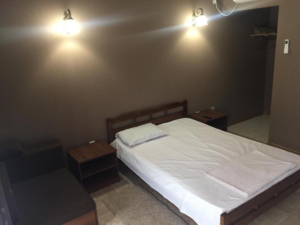 Гагра: Guest House on Lakrba 3
