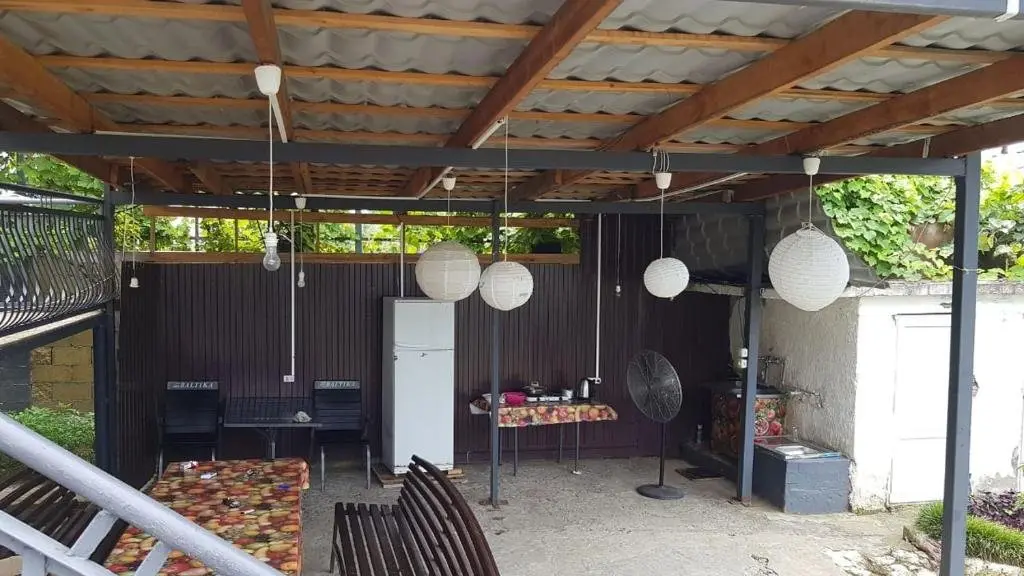 Гагра: Guesthouse on Kabardinskaya 141