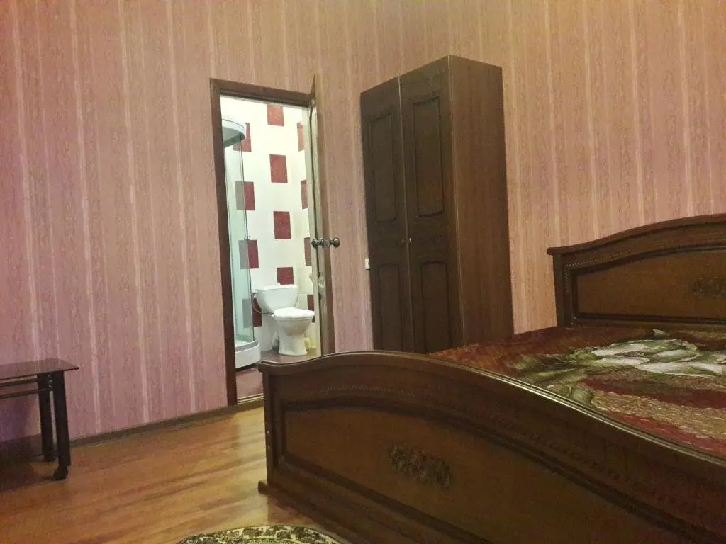 Гагра: Guest House on Ardzinba 215