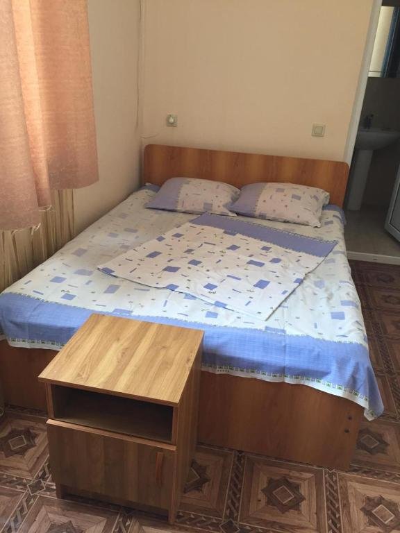 Гагра: Guesthouse on Adygaa 16