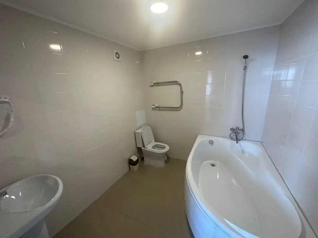 Очамчира: Chernomorskaja Zhemchuzhina (Ochamchira)