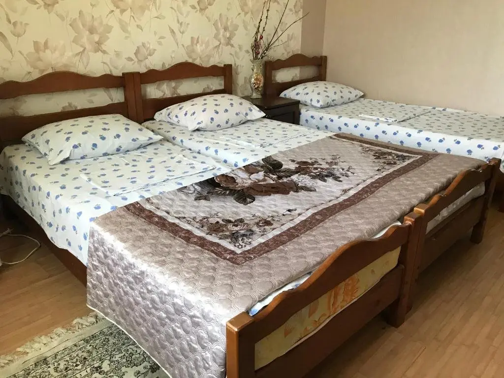 Гагра: Guest House on Demerjipa