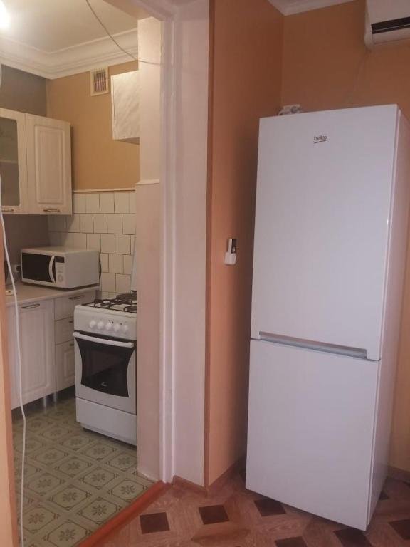 Гагра: KVartira u morja 3h komnatnaja