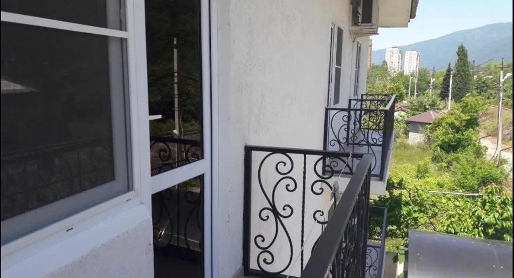 Гагра: Mini-hotel Yanson 2