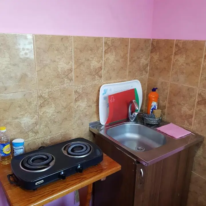Лдзаа: Ldzaa 1komn. kv. na beregu morja