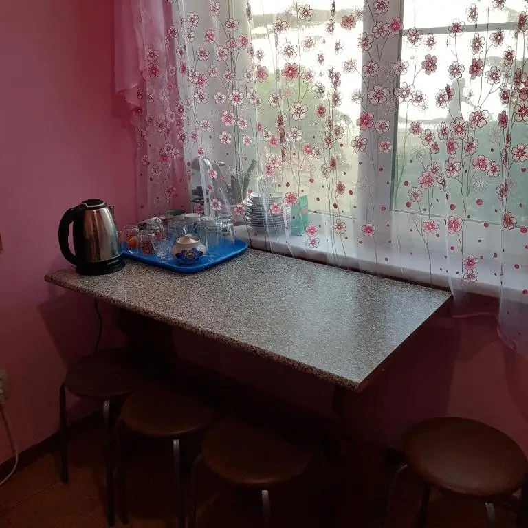 Ldzaa 1komn. kv. na beregu morja — фото 1