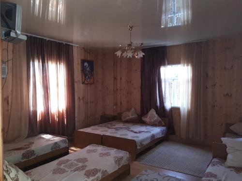 Новый Афон: Mandarinoviy Rai