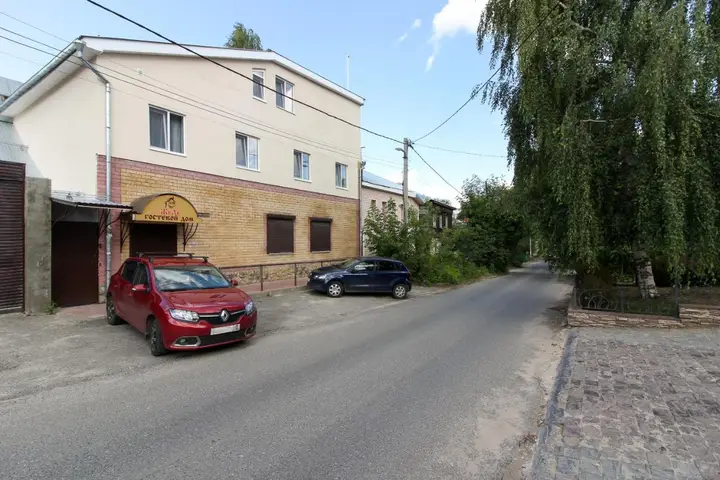 Владимир: ZheLe Guest House