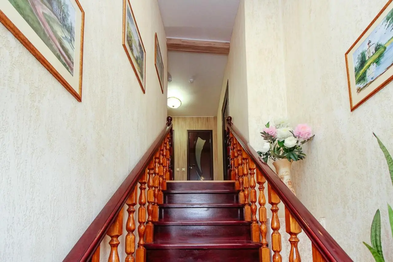 Владимир: ZheLe Guest House