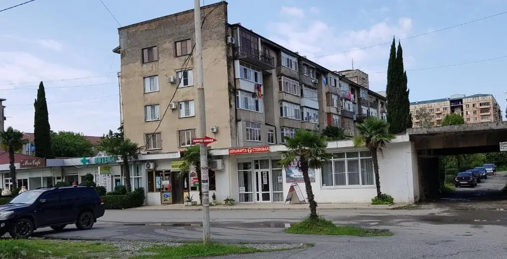 Гагра: 2-h komnatnye appartamenty po ulitse Abazgaa
