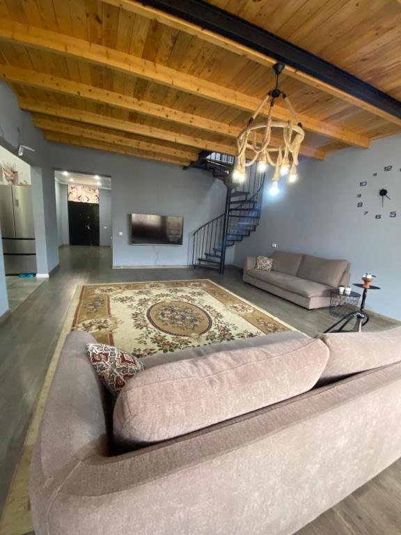Сухум: Loft 260kv.m