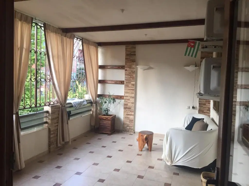 Пицунда: Apartment at Agrba 17