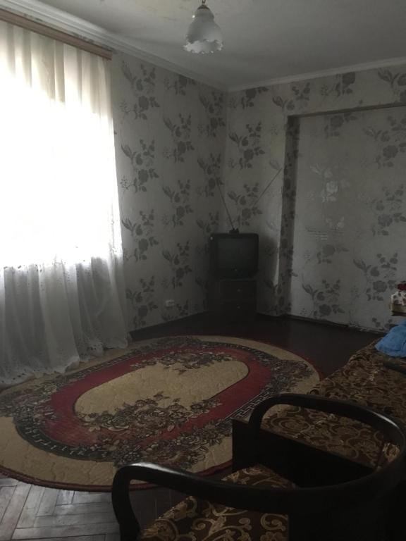 Сухум: Apartment on Imama-Shamilya 4