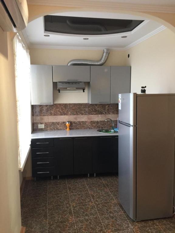Сухум: Apartment on Akirtava 7
