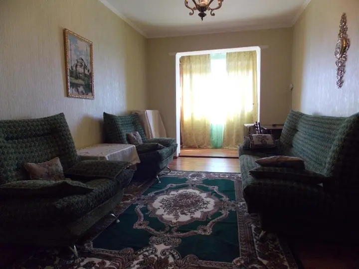 Пицунда: Apartment in Pizunda near the sea