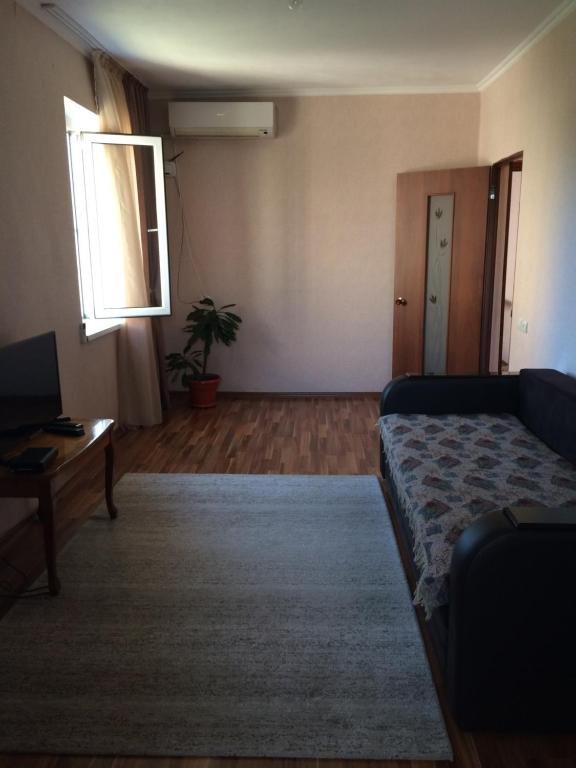 Пицунда: Apartment on Agrba 37