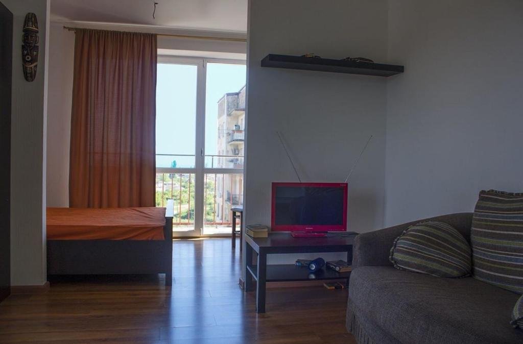 Сухум: Apartment on Beguaa 56