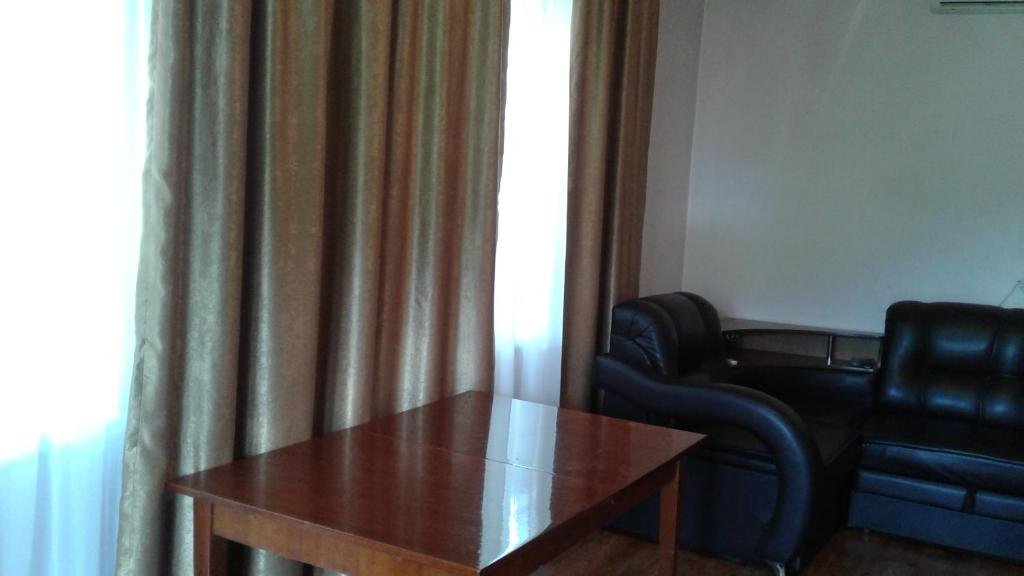 Цандрыпш: Apartment on Eshba 3