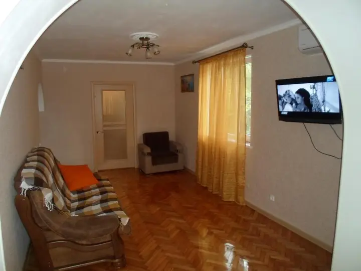 Сухум: Apartment on Kodorskoye Shosse 27
