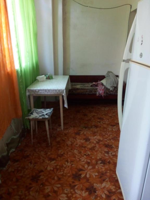 Сухум: Apartment on Machevariani 34