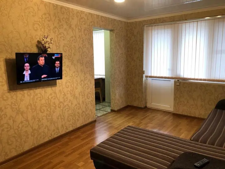 Сухум: Apartment on Dzidzariya 74