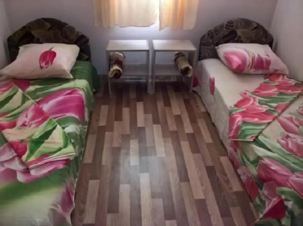 Цандрыпш: Guest House Petrovich