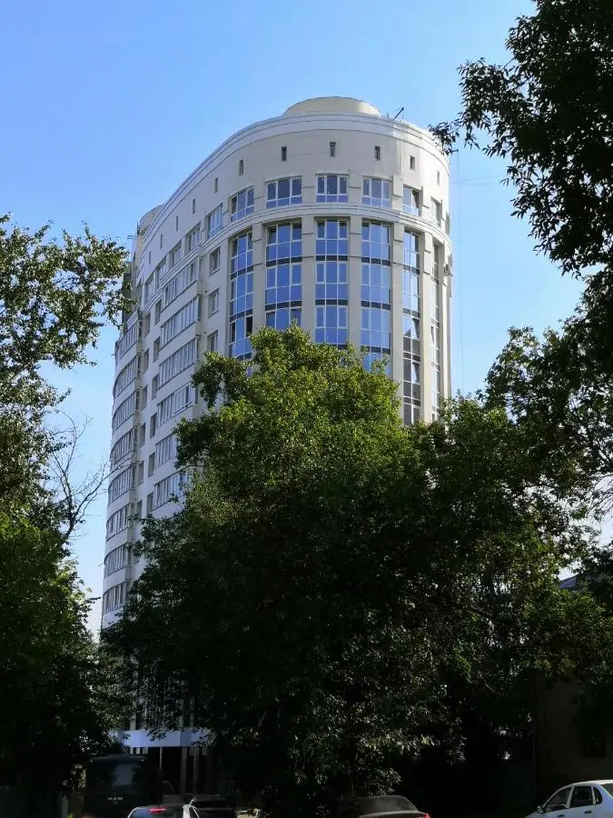 Владимир: Taneevo Park on Ofitserskaya