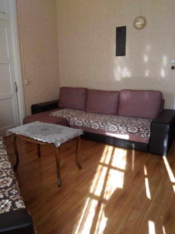 Сухум: 5-minutes to the sea apartment