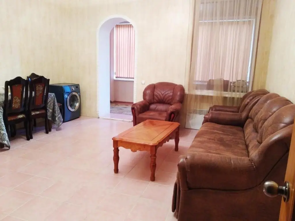 Сухум: Apartment Kodorskoe Shosse 1