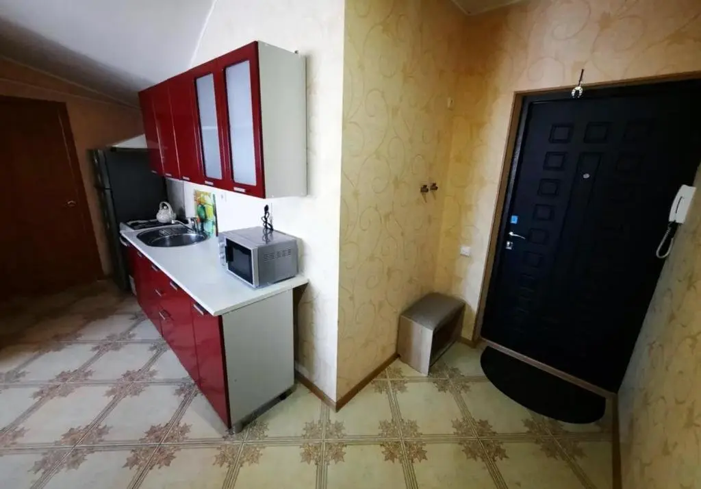 2-room flat on centre of Gagra — фото 1