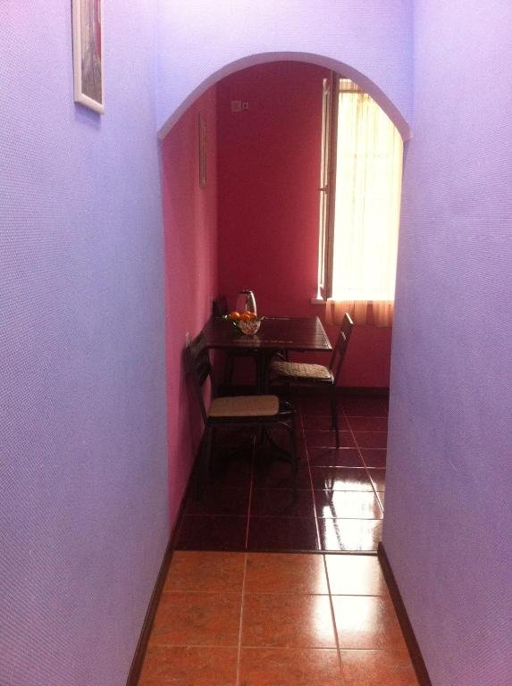 Сухум: Apartment on Kodori Highway