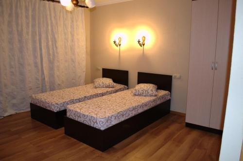 Гагра: Guest House Lakoba 30