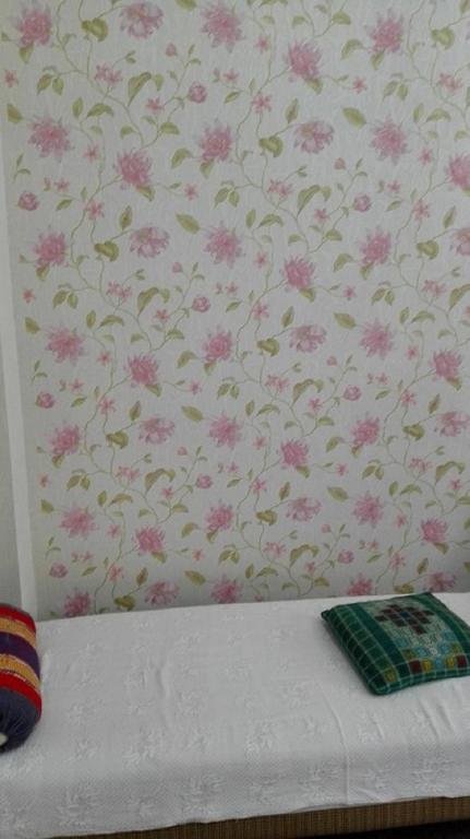 Гагра: Room on Ardzinba 26
