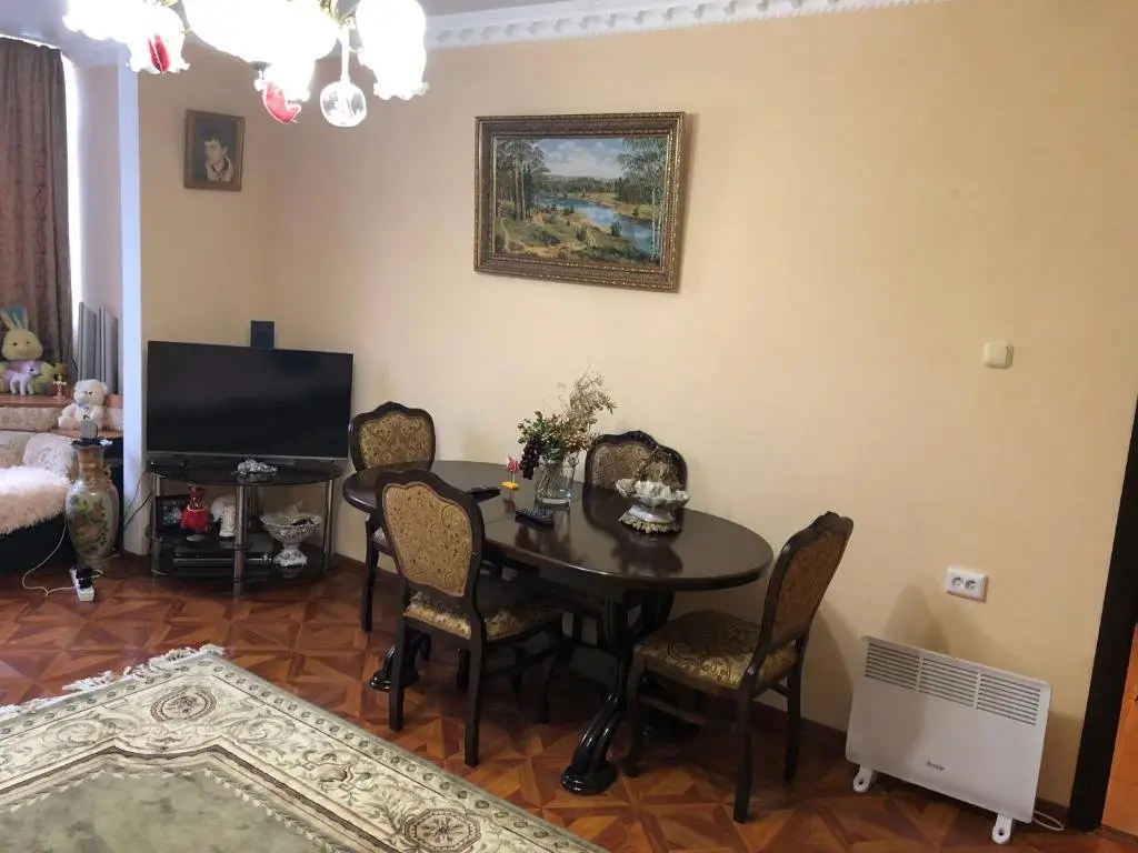 Гагра: улица Абазгаа 61/1