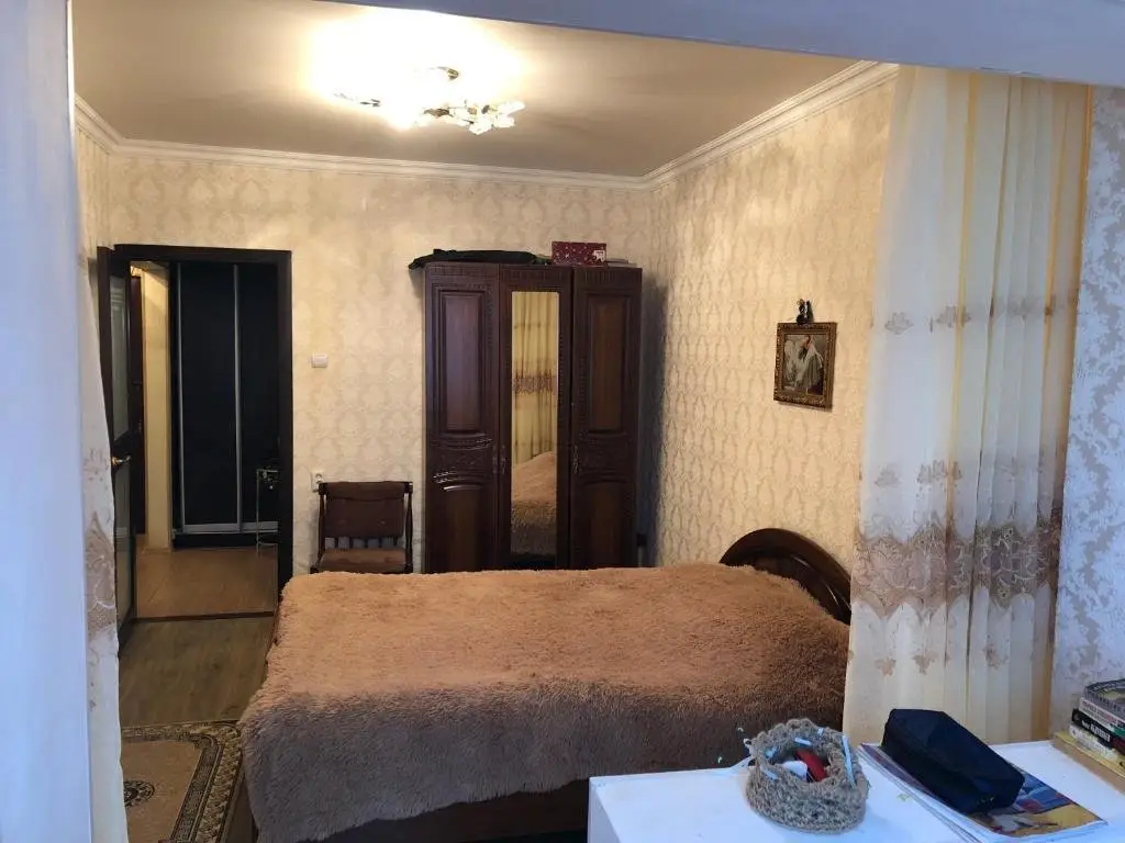 Гагра: улица Абазгаа 61/1