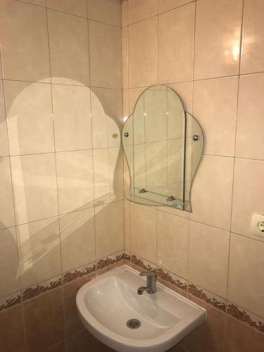 Гагра: Guest House on Geroyev 16 Marta 12