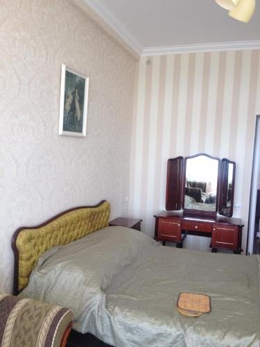 Гагра: Guest House on Geroyev 16 Marta 12
